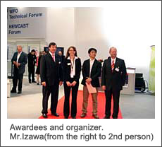 Awardees and organizer. Mr.Izawa(from the right to 2nd person)